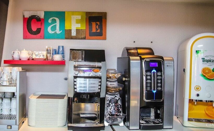 בית מלון כפרי Restaurant Kyriad Brive Centre