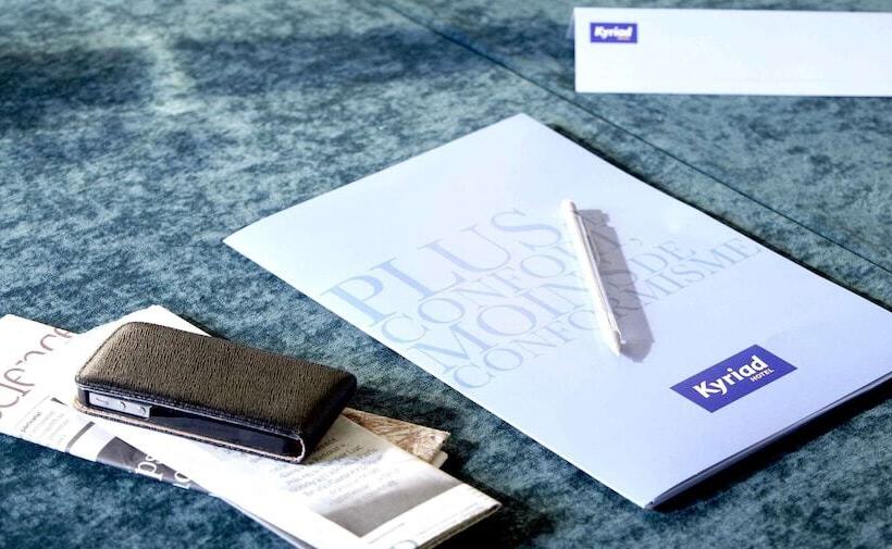 Hotel De Carentan   Anciennement Kyriad