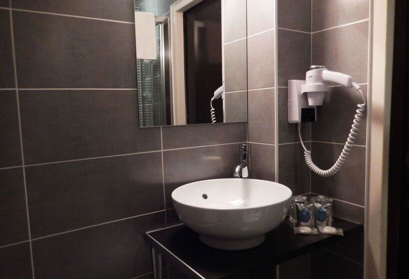 ホテル Kyriad Chalon Sur Saone Centre