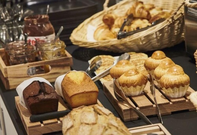 ホテル Kyriad Chalon Sur Saone Centre