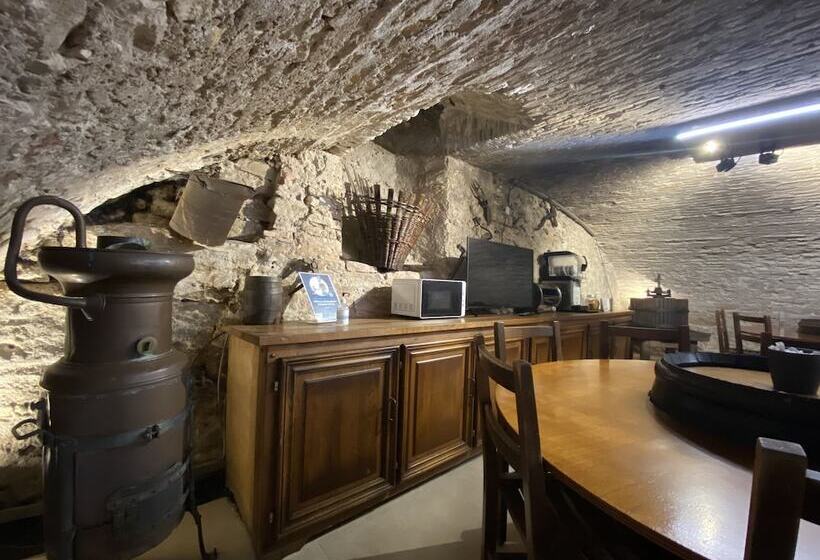 ホテル Kyriad Chalon Sur Saone Centre