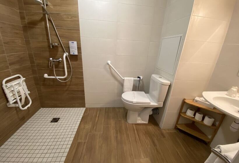 ホテル Kyriad Chalon Sur Saone Centre