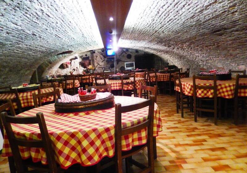 ホテル Kyriad Chalon Sur Saone Centre