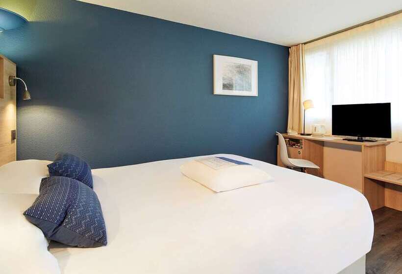 Отель Kyriad Digne Les Bains