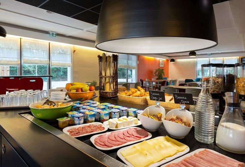 ホテル Kyriad Direct Nancy Sud Vandoeuvre