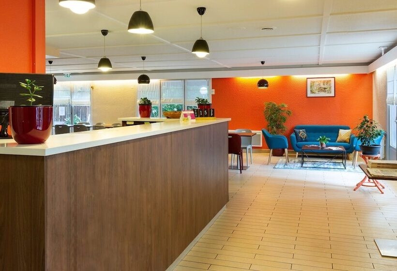 ホテル Kyriad Direct Nancy Sud Vandoeuvre