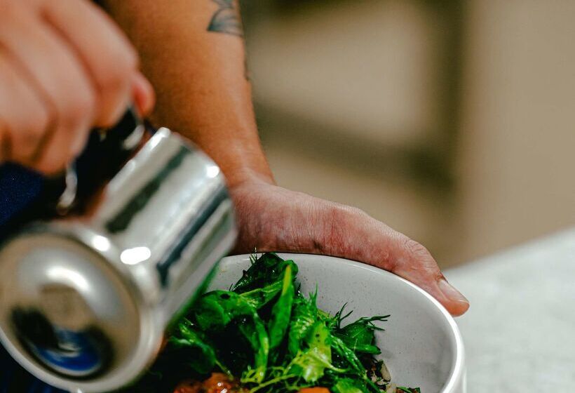 فندق Kyriad Marseille Palais Des Congrès   Vélodrome   Ibis Styles à Partir De Juin 2025