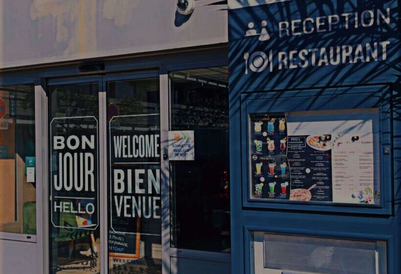 Отель Kyriad Aéroport Marseille