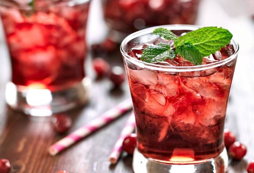 Отель Kyriad Aéroport Marseille