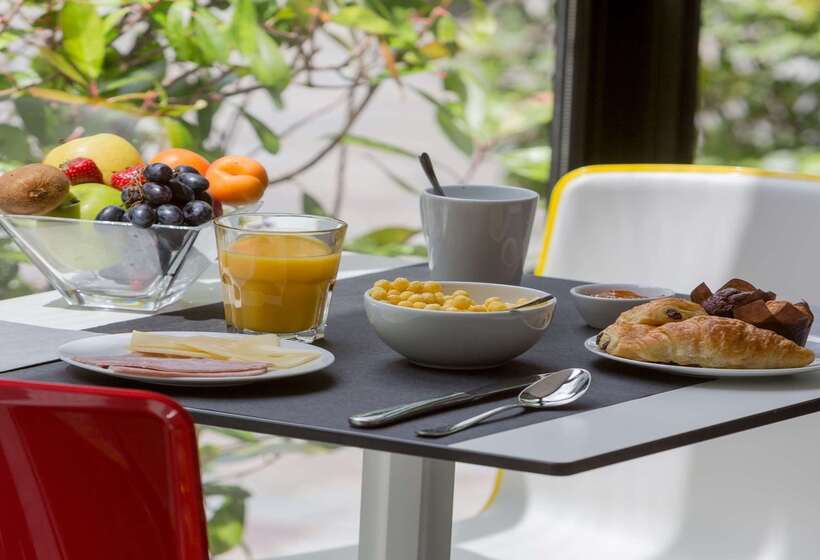 酒店 Kyriad Nîmes Ouest A9