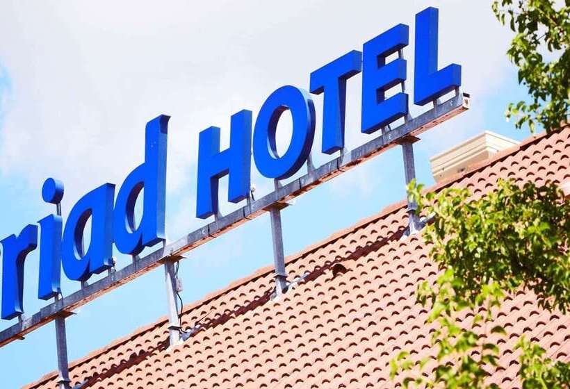 酒店 Kyriad Nîmes Ouest A9