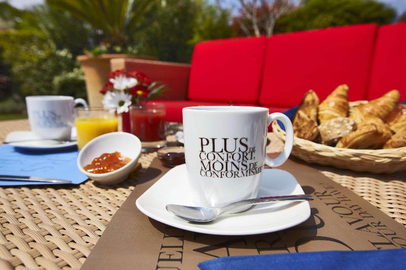 酒店 Kyriad Nîmes Ouest A9