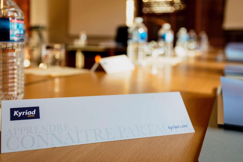 Отель Kyriad Nîmes Ouest A9