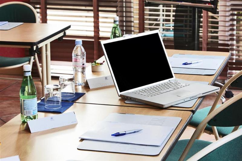 酒店 Kyriad Nîmes Ouest A9