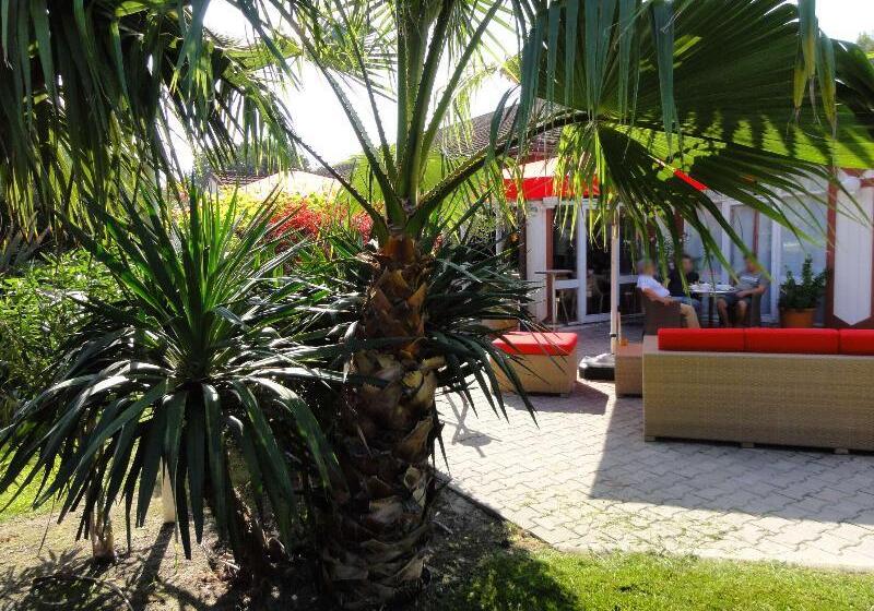 酒店 Kyriad Nîmes Ouest A9