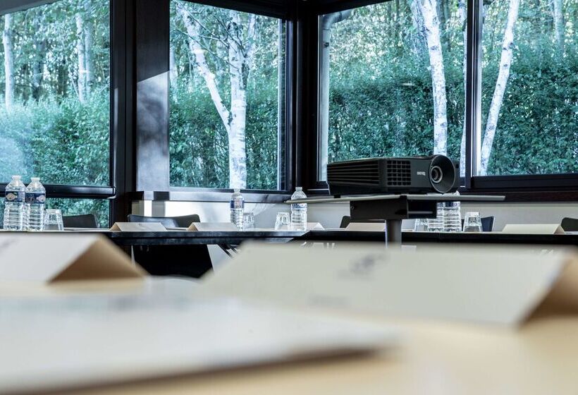 Отель Kyriad Rennes Nord