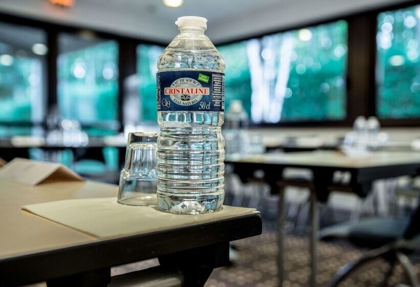 Отель Kyriad Rennes Nord