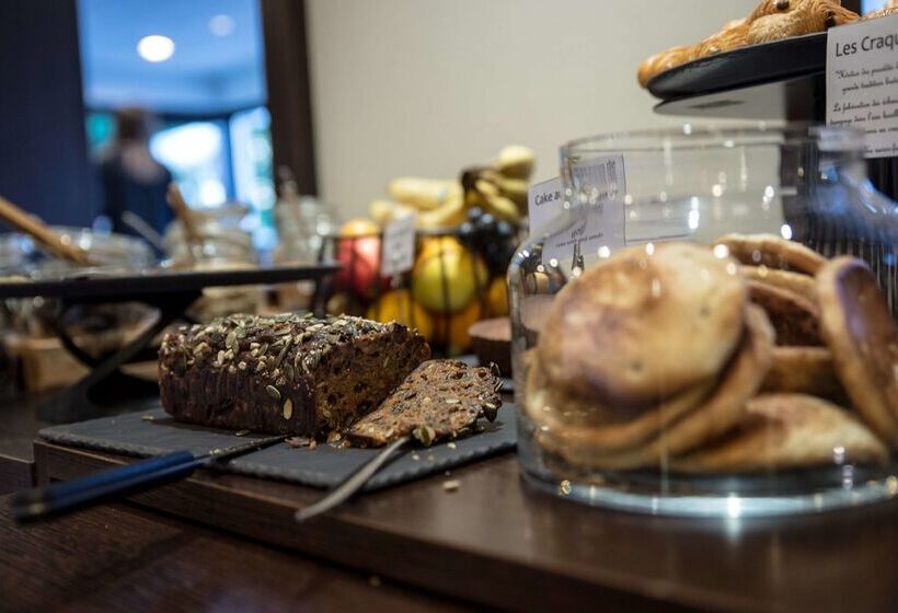 Отель Kyriad Rennes Nord