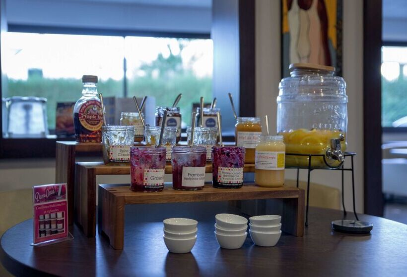 Отель Kyriad Rennes Nord