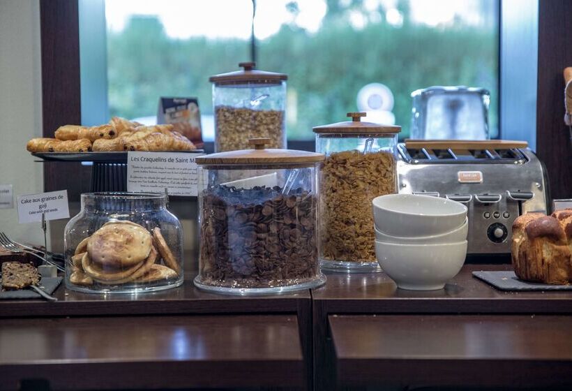 Отель Kyriad Rennes Nord