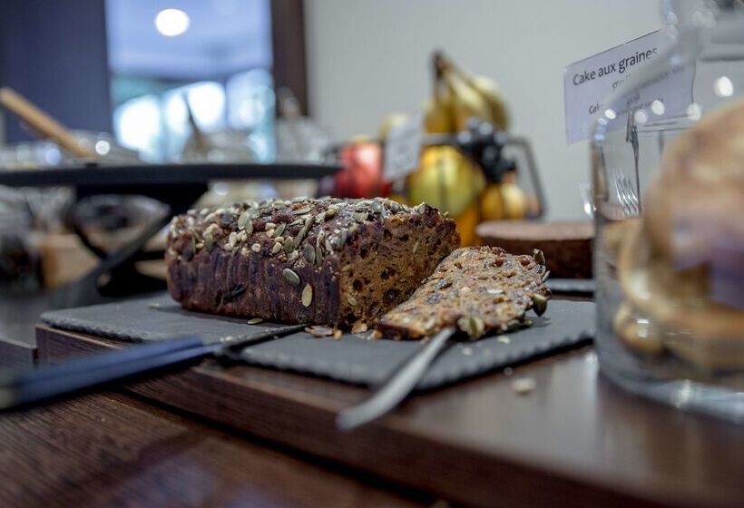 Отель Kyriad Rennes Nord