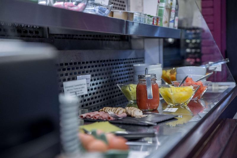 Отель Kyriad Rennes Nord