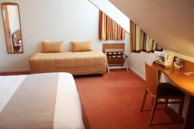 Отель Kyriad Rennes Nord