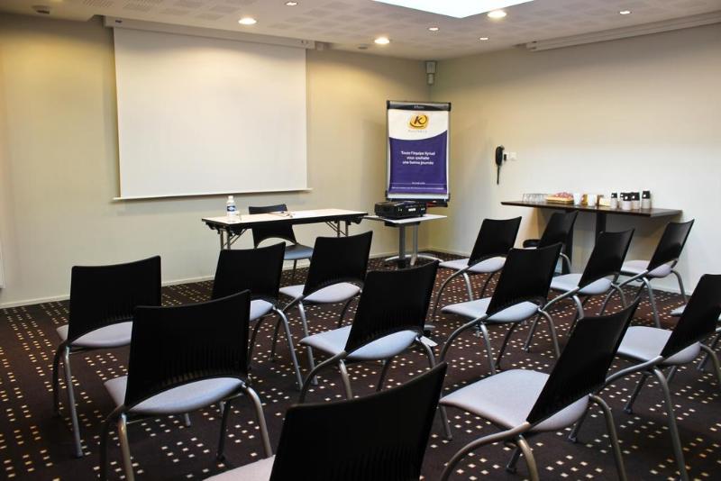 Отель Kyriad Rennes Nord