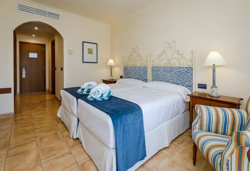 Отель La Quinta Menorca by Portblue Boutique - Adults Only