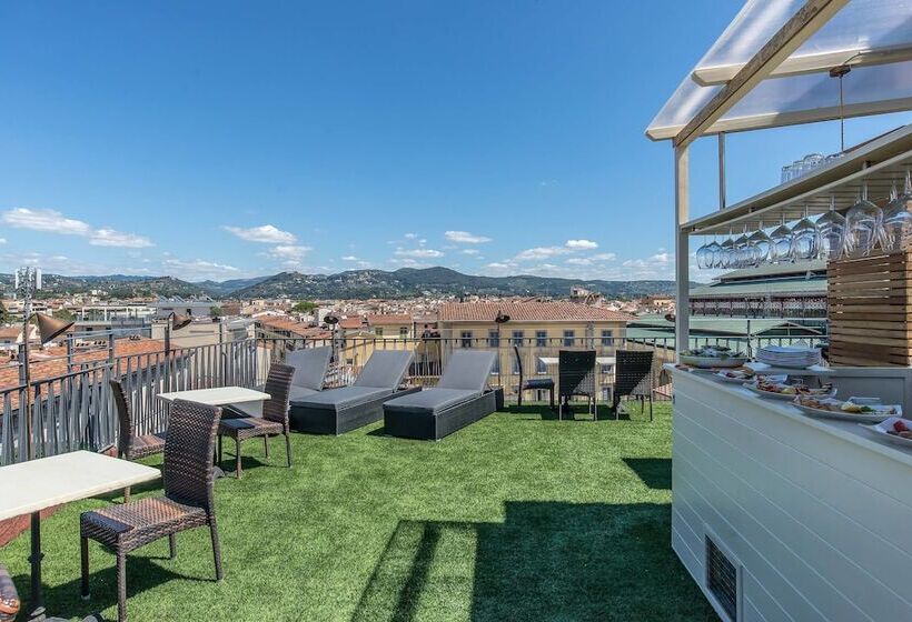 هتل Machiavelli Palace