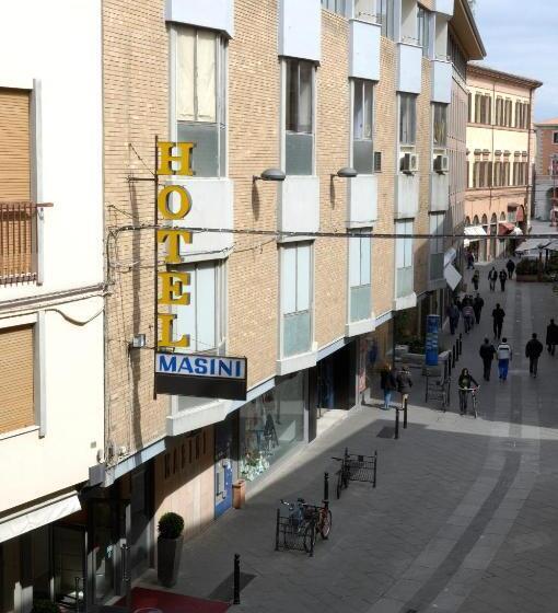 ホテル Masini