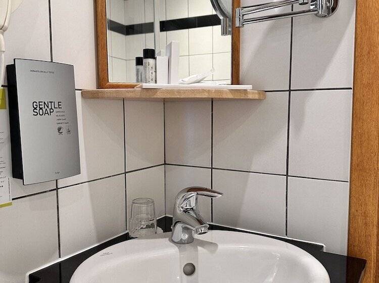 בית מלון כפרי Melba