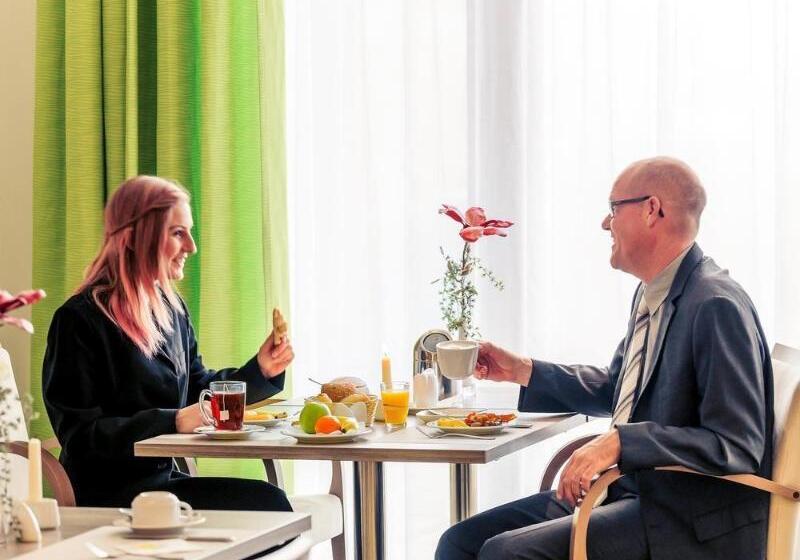 Отель Am Gorzberg Greifswald