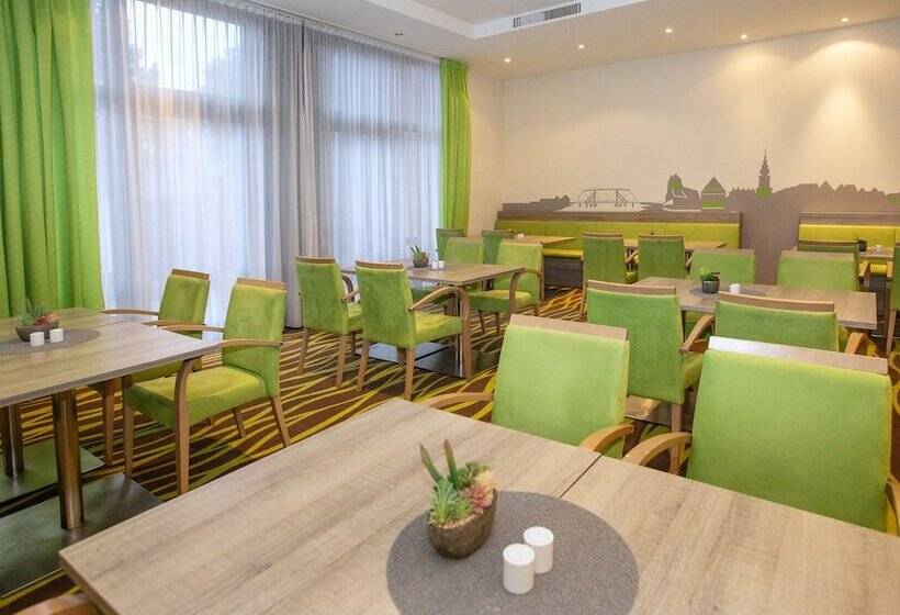 Отель Am Gorzberg Greifswald