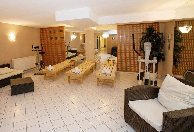 Отель Am Gorzberg Greifswald