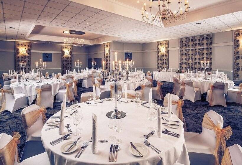 בית מלון כפרי Mercure Inverness