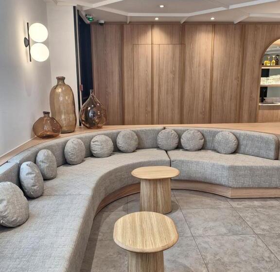 ホテル Mercure Paris Arc De Triomphe Wagram