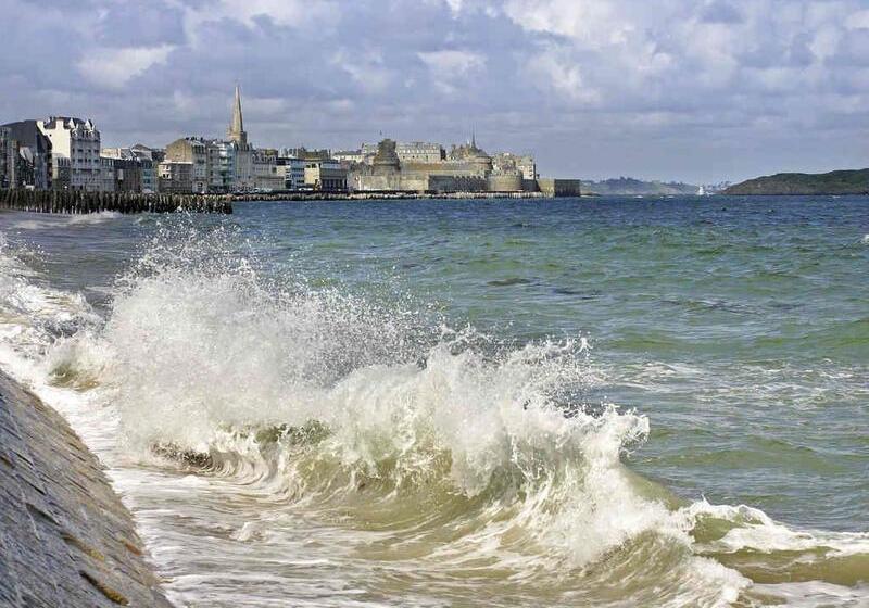 هتل Mercure St Malo Front De Mer