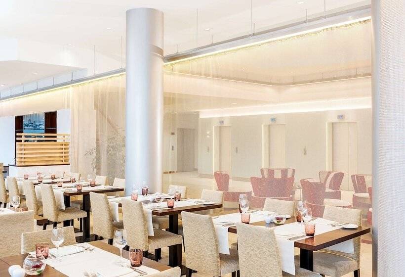 فندق NH Collection Koln Mediapark