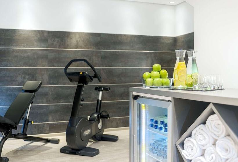 فندق NH Collection Koln Mediapark