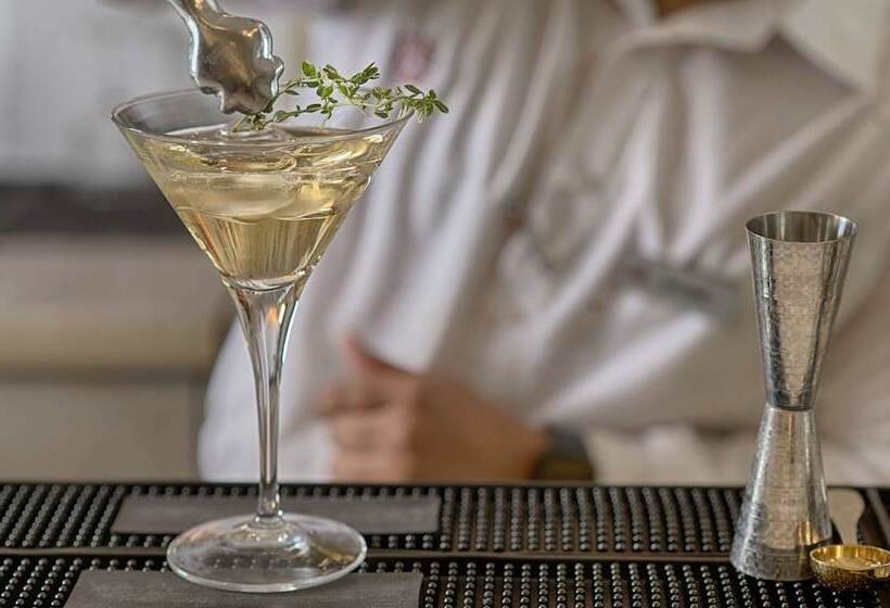 هتل NH Collection Porta Nuova