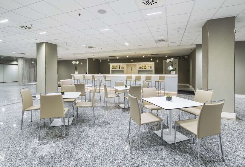 בית מלון כפרי NH Milano Congress Centre