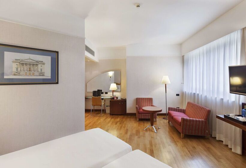 هتل NH Milano Machiavelli