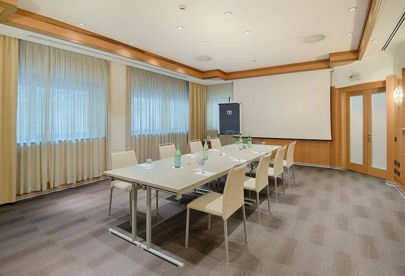 هتل NH Milano Machiavelli