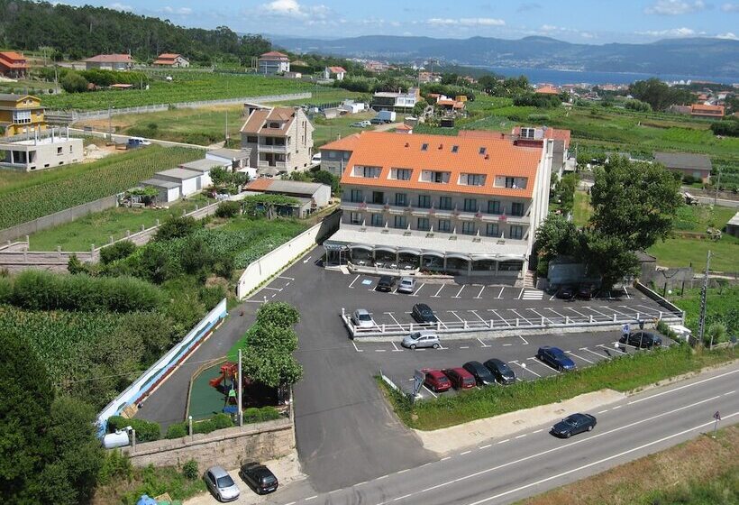 ホテル Oca Vermar