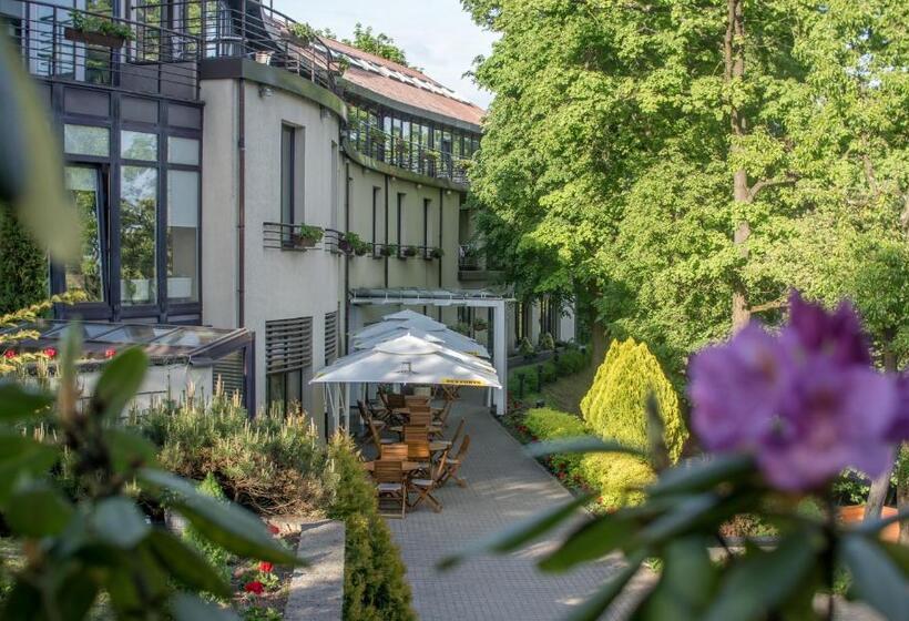 هتل Perkuno Namai