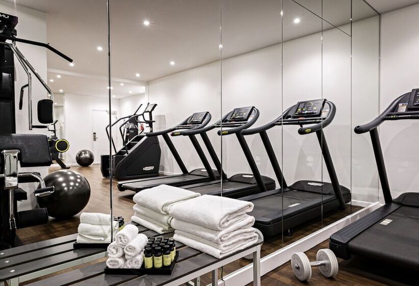 ホテル Pullman Paris La Defense