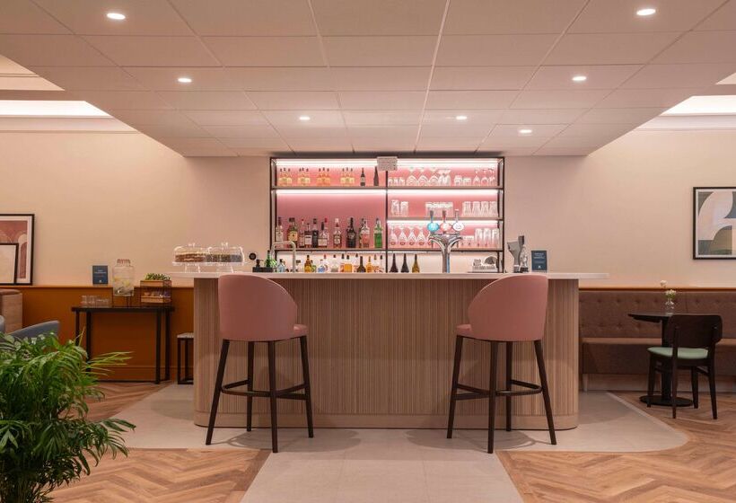 Quality Hotel Hampstead