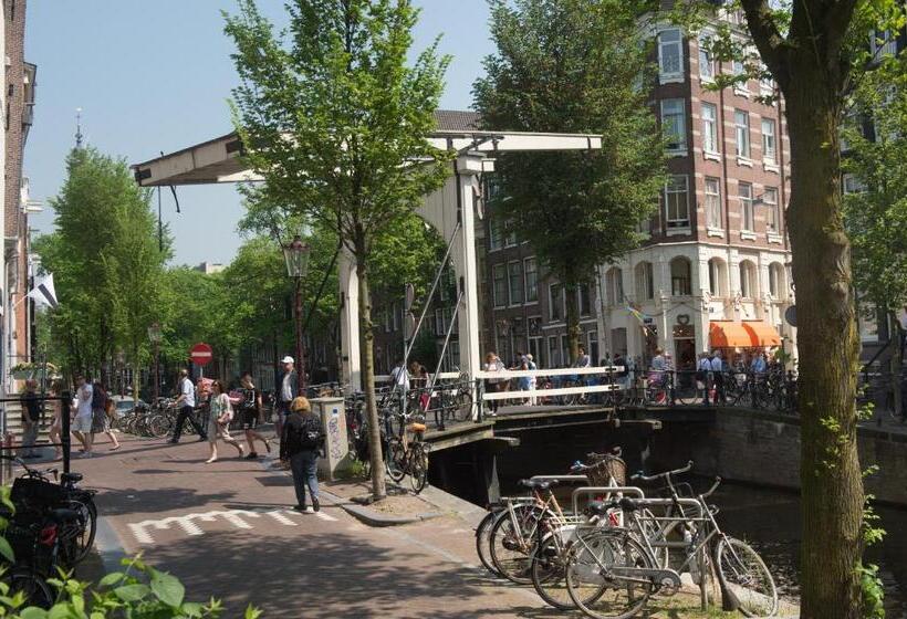 فندق Rembrandtplein