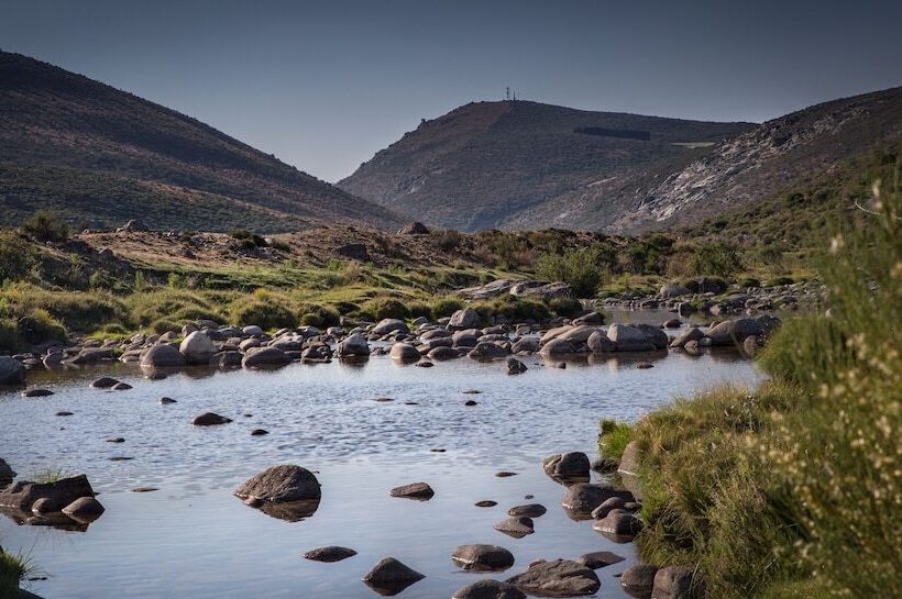 田舎風ホテル Izan Puerta de Gredos